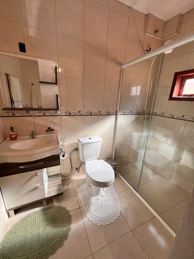 Maresia Ingleses - 250 m da praia