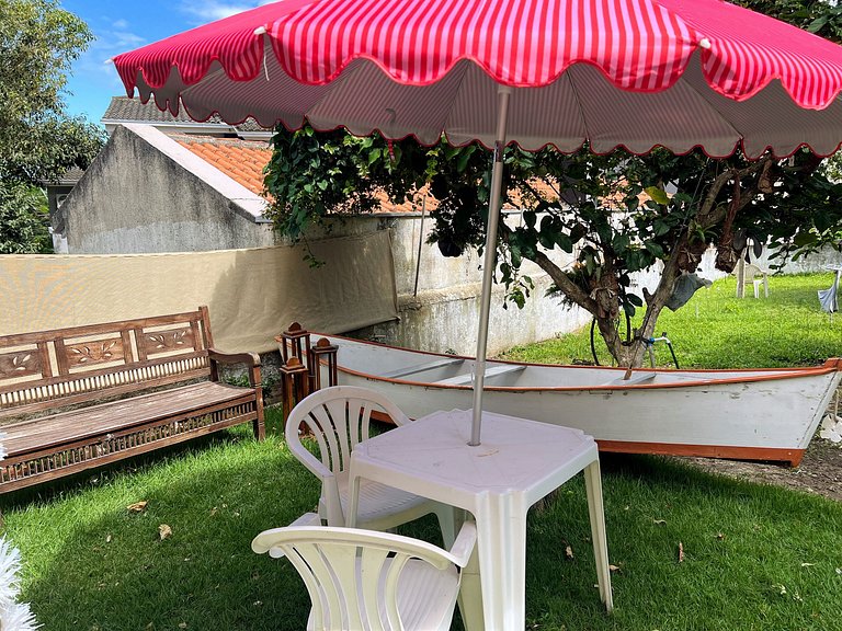 Maresia Ingleses - 250 m da praia